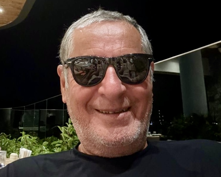 Азим Рой: как заработать и остаться человеком